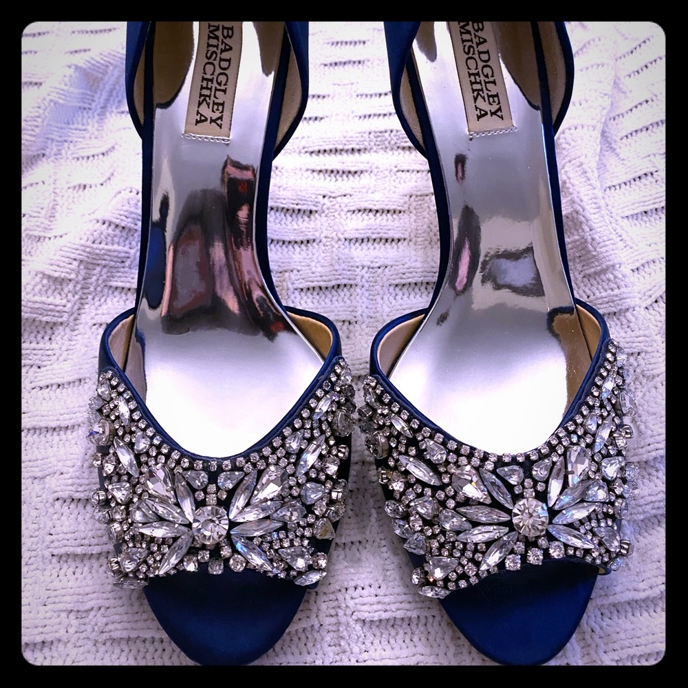 Badgley Mischka Candance Satin Peep Toe Pump